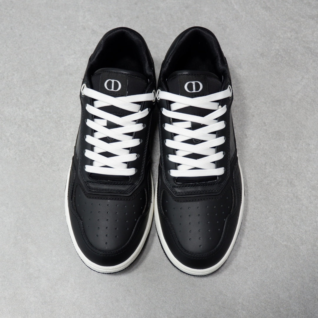 Designer Sneakers Shoes – Lifestyle Sneakers, Latest Sneakers