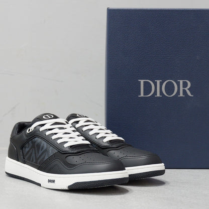 Designer Sneakers Shoes – Lifestyle Sneakers, Latest Sneakers