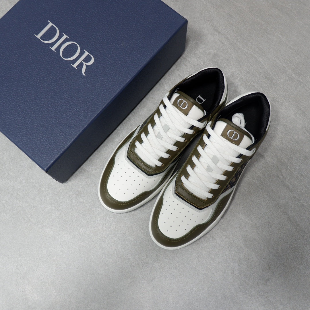 Designer Sneakers Shoes – Lifestyle Sneakers, Latest Sneakers
