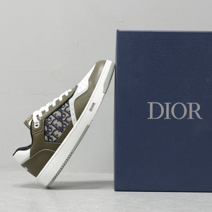 Designer Sneakers Shoes – Lifestyle Sneakers, Latest Sneakers