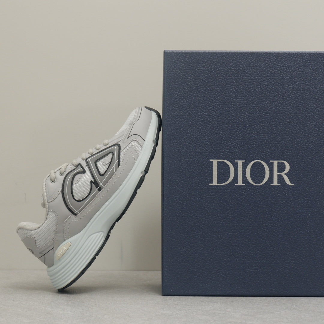 Designer Sneakers Shoes – Lifestyle Sneakers, Latest Sneakers