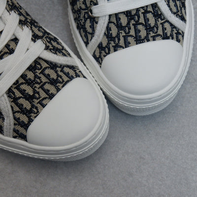 Designer Sneakers Shoes – Lifestyle Sneakers, Latest Sneakers