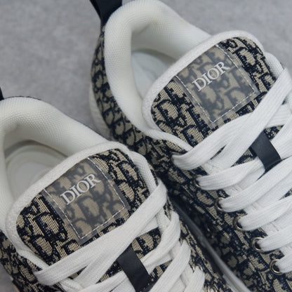 Designer Sneakers Shoes – Lifestyle Sneakers, Latest Sneakers