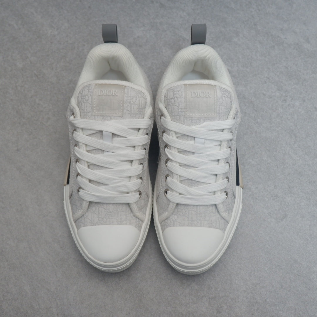 Designer Sneakers Shoes – Lifestyle Sneakers, Latest Sneakers