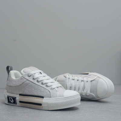 Designer Sneakers Shoes – Lifestyle Sneakers, Latest Sneakers