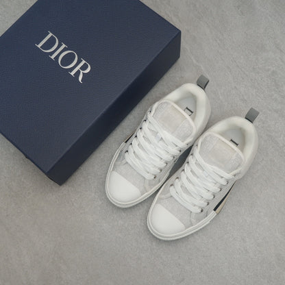Designer Sneakers Shoes – Lifestyle Sneakers, Latest Sneakers