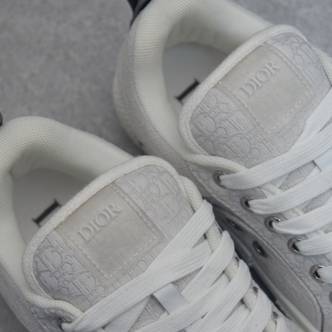 Designer Sneakers Shoes – Lifestyle Sneakers, Latest Sneakers