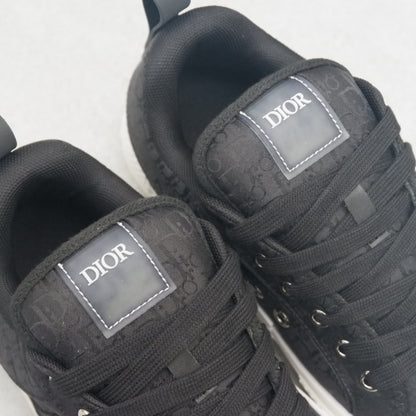 Designer Sneakers Shoes – Lifestyle Sneakers, Latest Sneakers