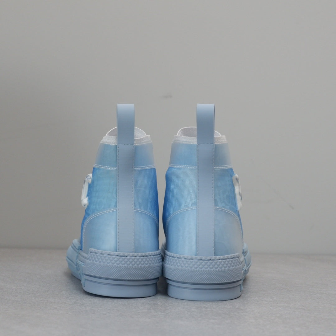 Designer Sneakers Shoes – Lifestyle Sneakers, Latest Sneakers