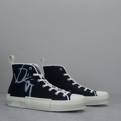 Designer Sneakers Shoes – Lifestyle Sneakers, Latest Sneakers
