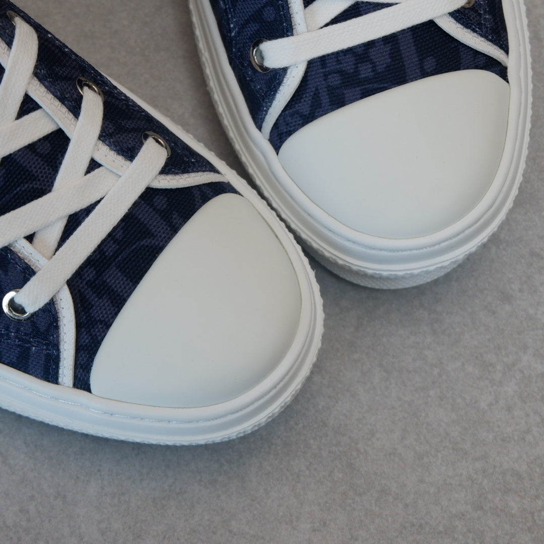 Designer Sneakers Shoes – Lifestyle Sneakers, Latest Sneakers