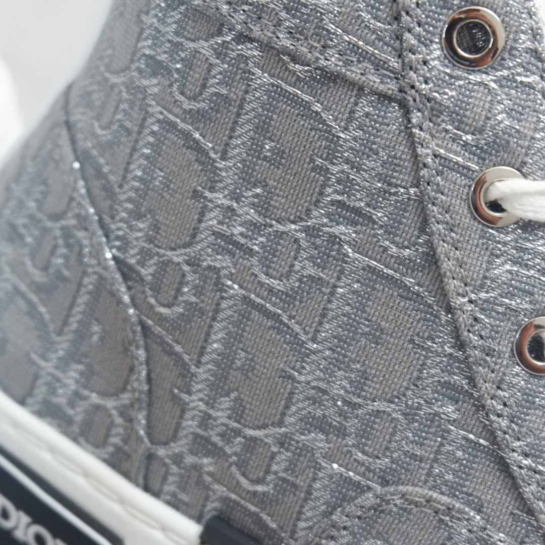 Designer Sneakers Shoes – Lifestyle Sneakers, Latest Sneakers