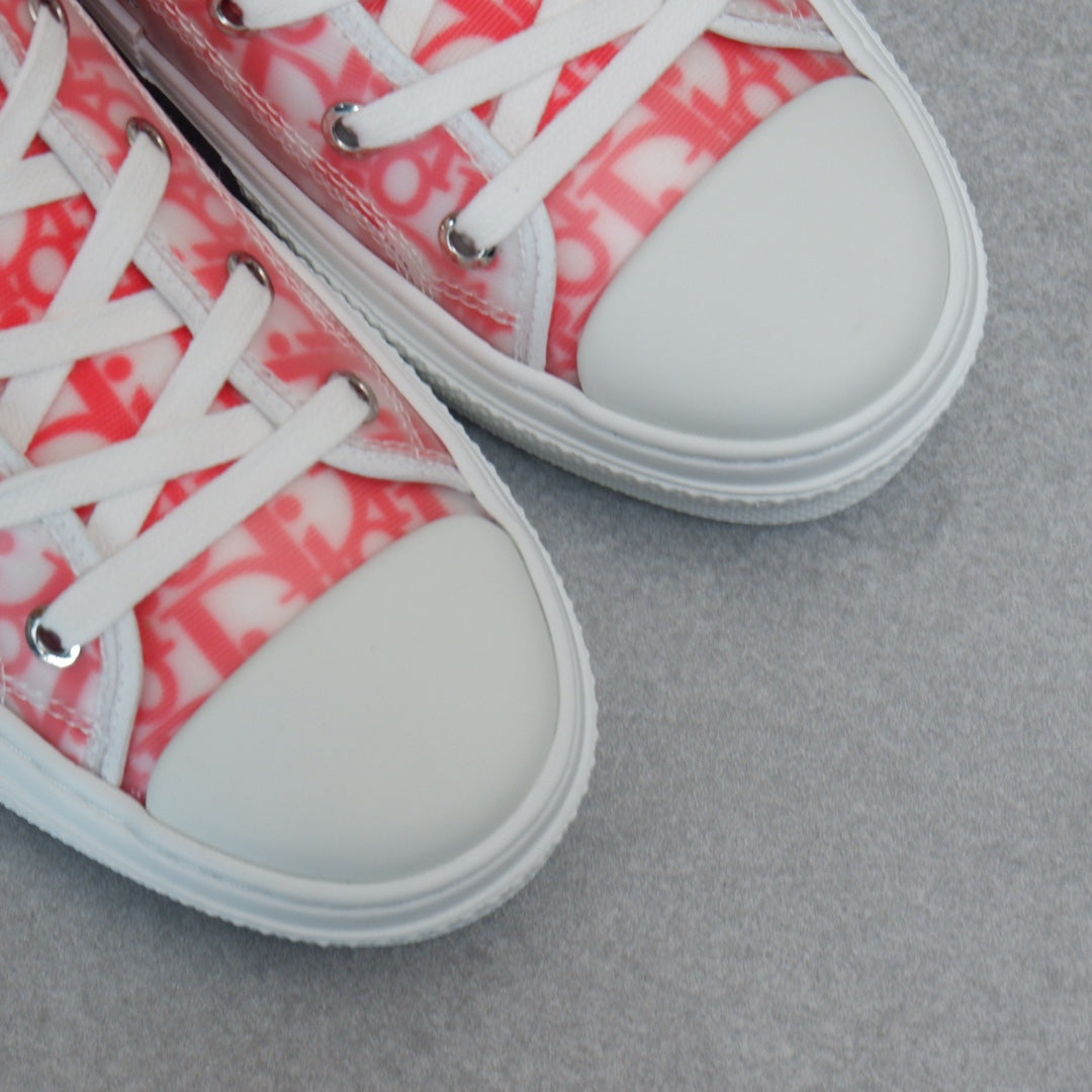 Designer Sneakers Shoes – Lifestyle Sneakers, Latest Sneakers