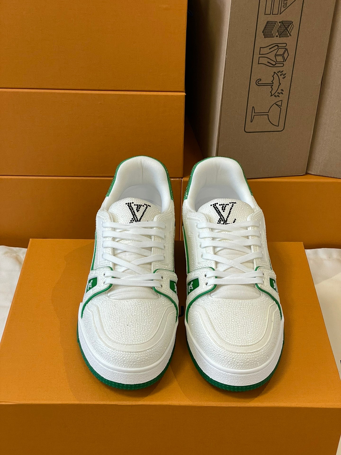 Designer Sneakers – Mens Shoes, Sneakers, Shoes for Mens and womens