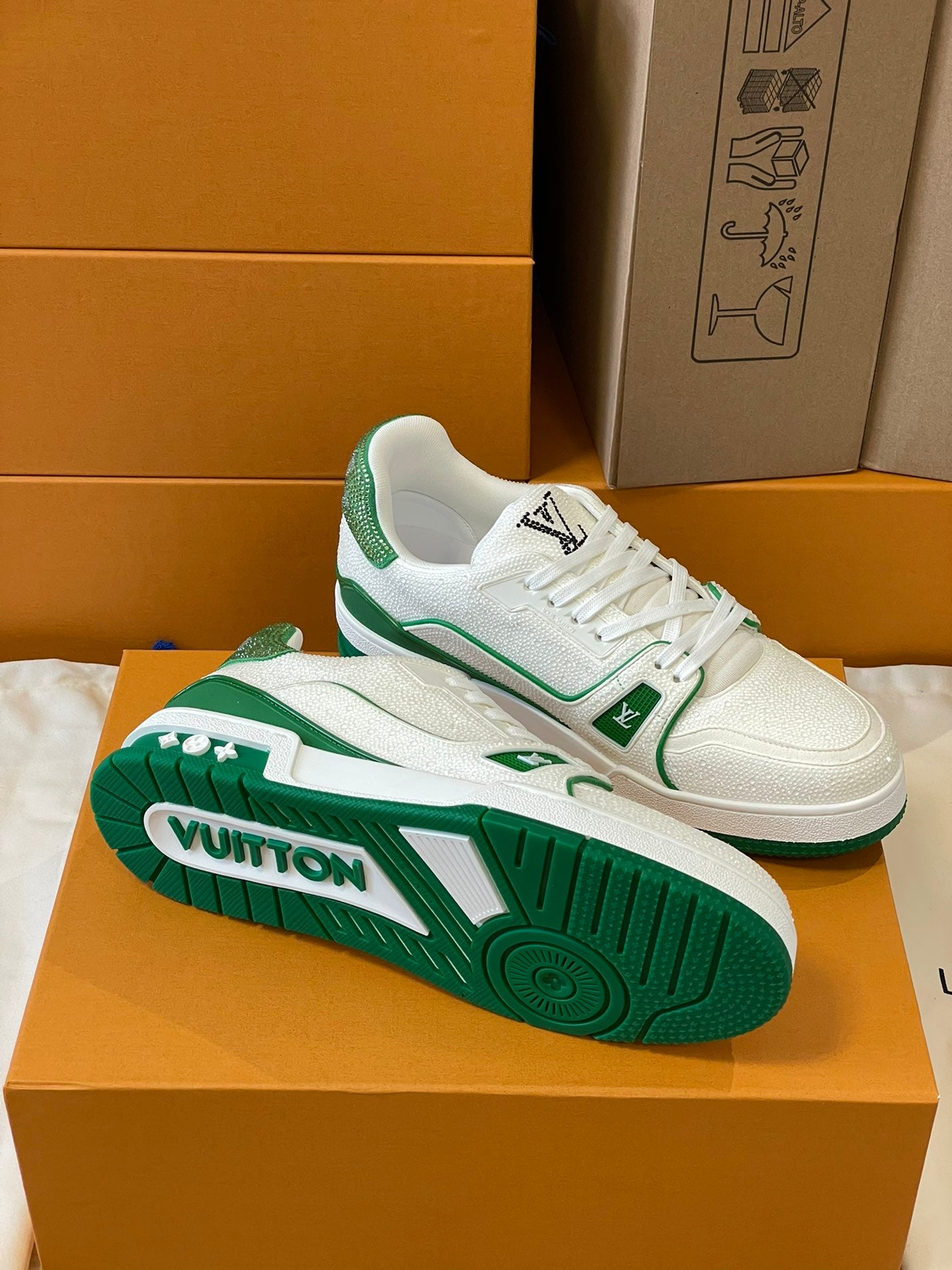 Designer Sneakers – Mens Shoes, Sneakers, Shoes for Mens and womens