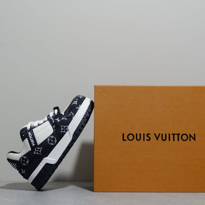 Designer Sneakers Shoes – Lifestyle Sneakers, Latest Sneakers