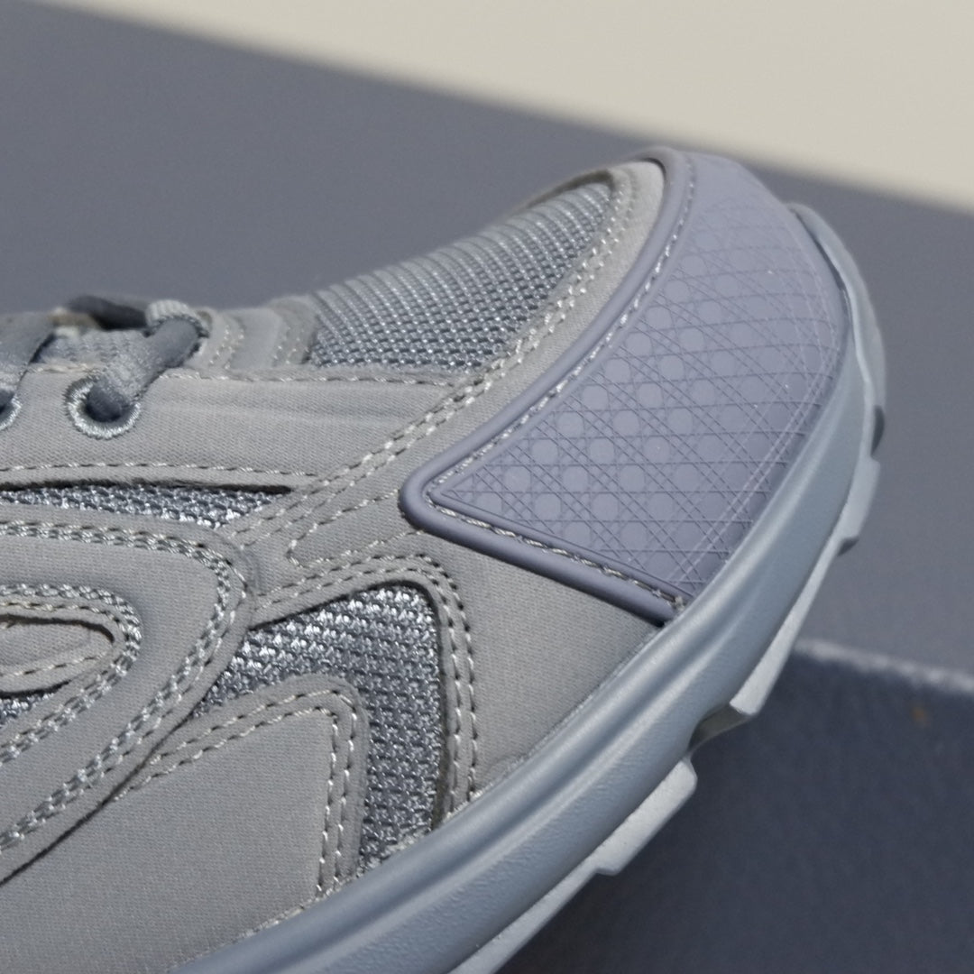 Designer Sneakers Shoes – Lifestyle Sneakers, Latest Sneakers
