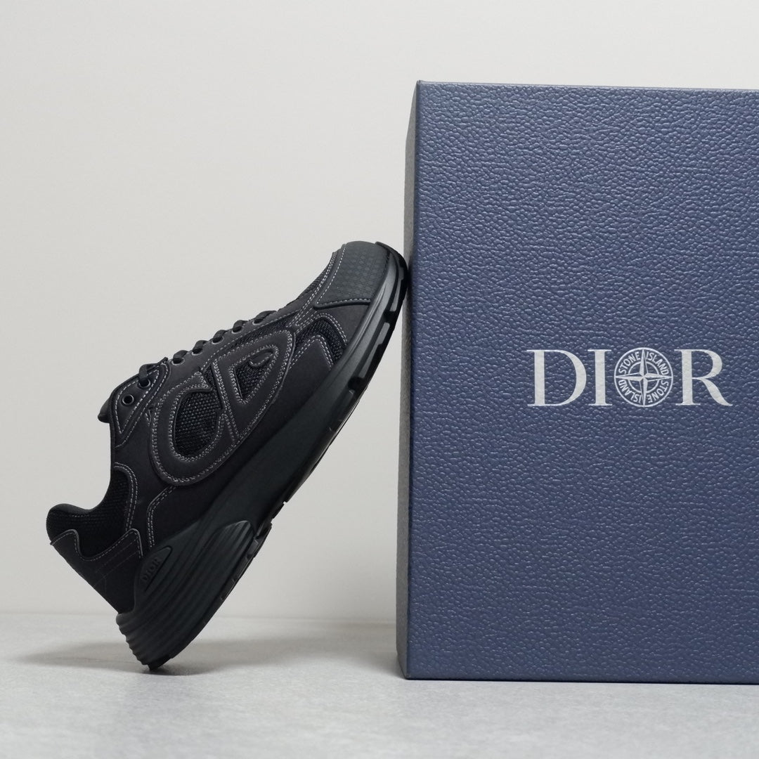 Designer Sneakers Shoes – Lifestyle Sneakers, Latest Sneakers