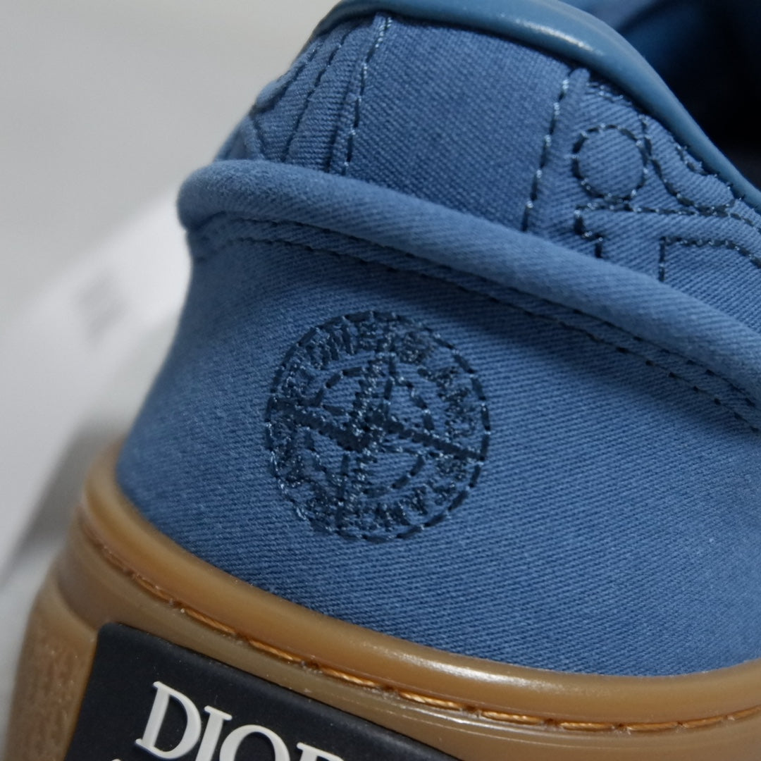 Designer Sneakers Shoes – Lifestyle Sneakers, Latest Sneakers