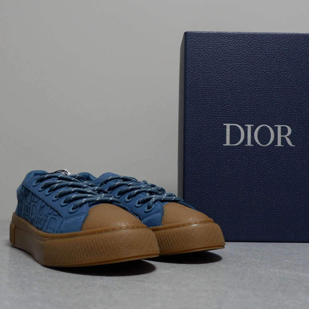 Designer Sneakers Shoes – Lifestyle Sneakers, Latest Sneakers