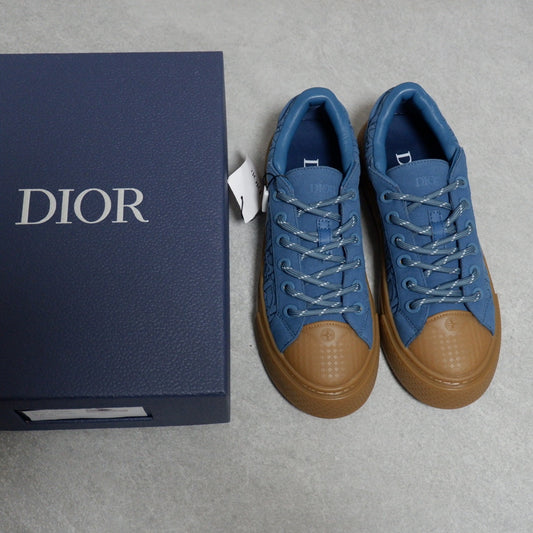 Designer Sneakers Shoes – Lifestyle Sneakers, Latest Sneakers