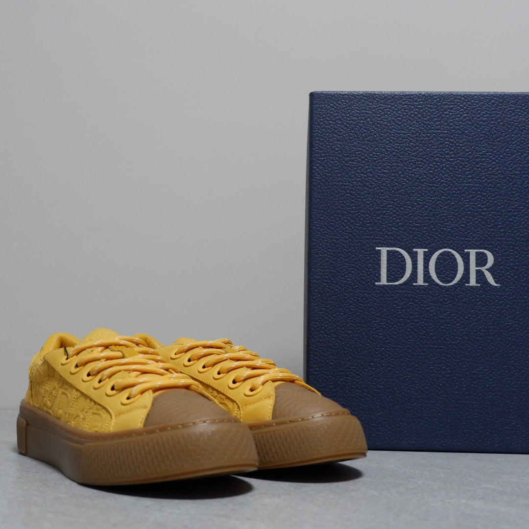 Designer Sneakers Shoes – Lifestyle Sneakers, Latest Sneakers