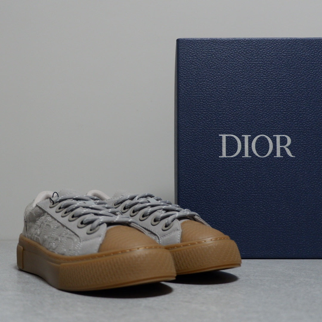 Designer Sneakers Shoes – Lifestyle Sneakers, Latest Sneakers