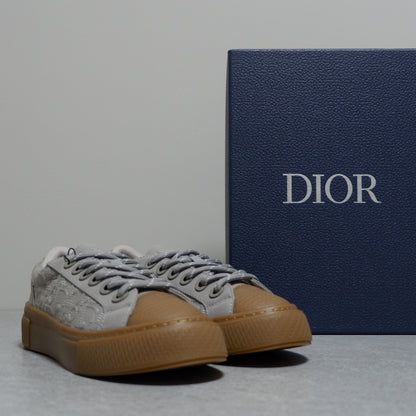 Designer Sneakers Shoes – Lifestyle Sneakers, Latest Sneakers