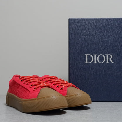 Designer Sneakers Shoes – Lifestyle Sneakers, Latest Sneakers