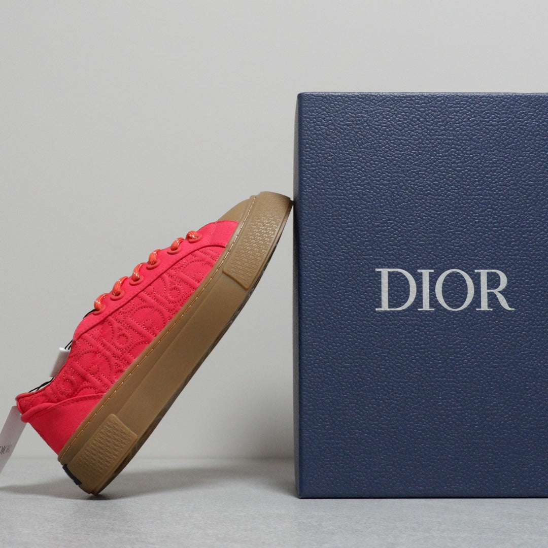 Designer Sneakers Shoes – Lifestyle Sneakers, Latest Sneakers