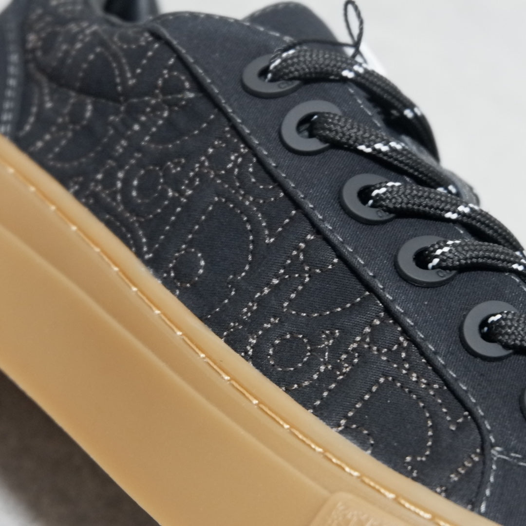 Designer Sneakers Shoes – Lifestyle Sneakers, Latest Sneakers
