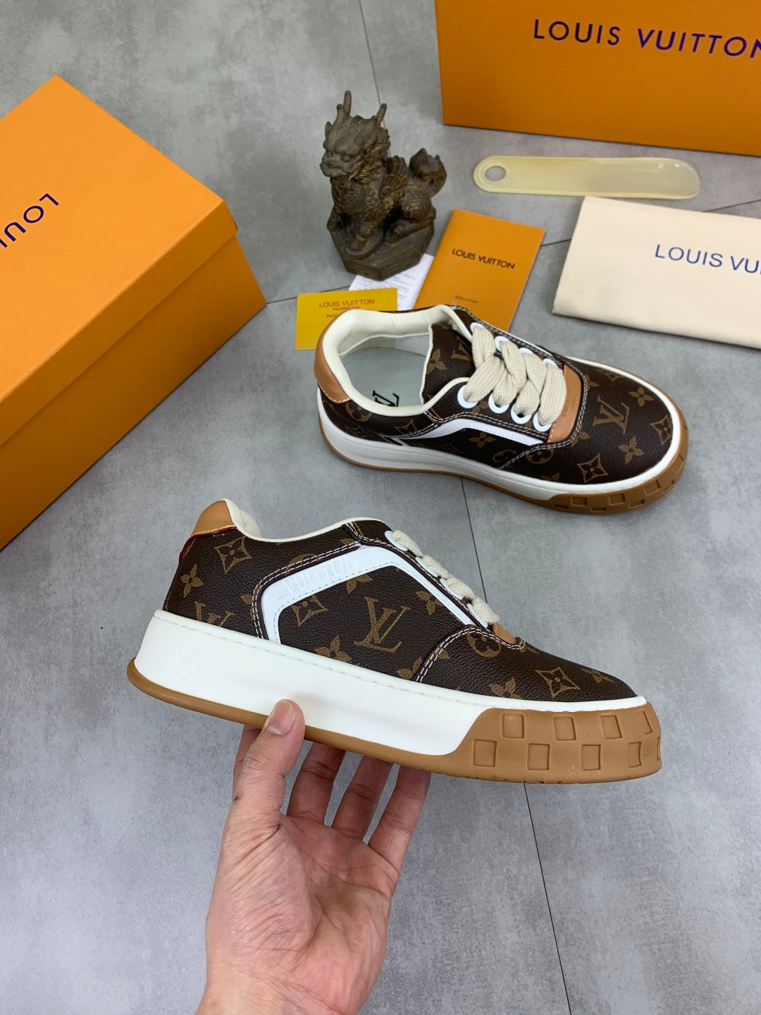 Designer Sneakers Shoes – Sneakers Shoes, Lifestyle Latest Sneakers, Men’s Casual Shoes