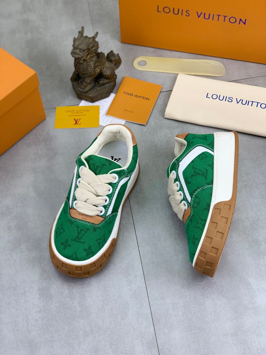 Designer Sneakers Shoes – Sneakers Shoes, Lifestyle Running Shoes, Latest Sneaker