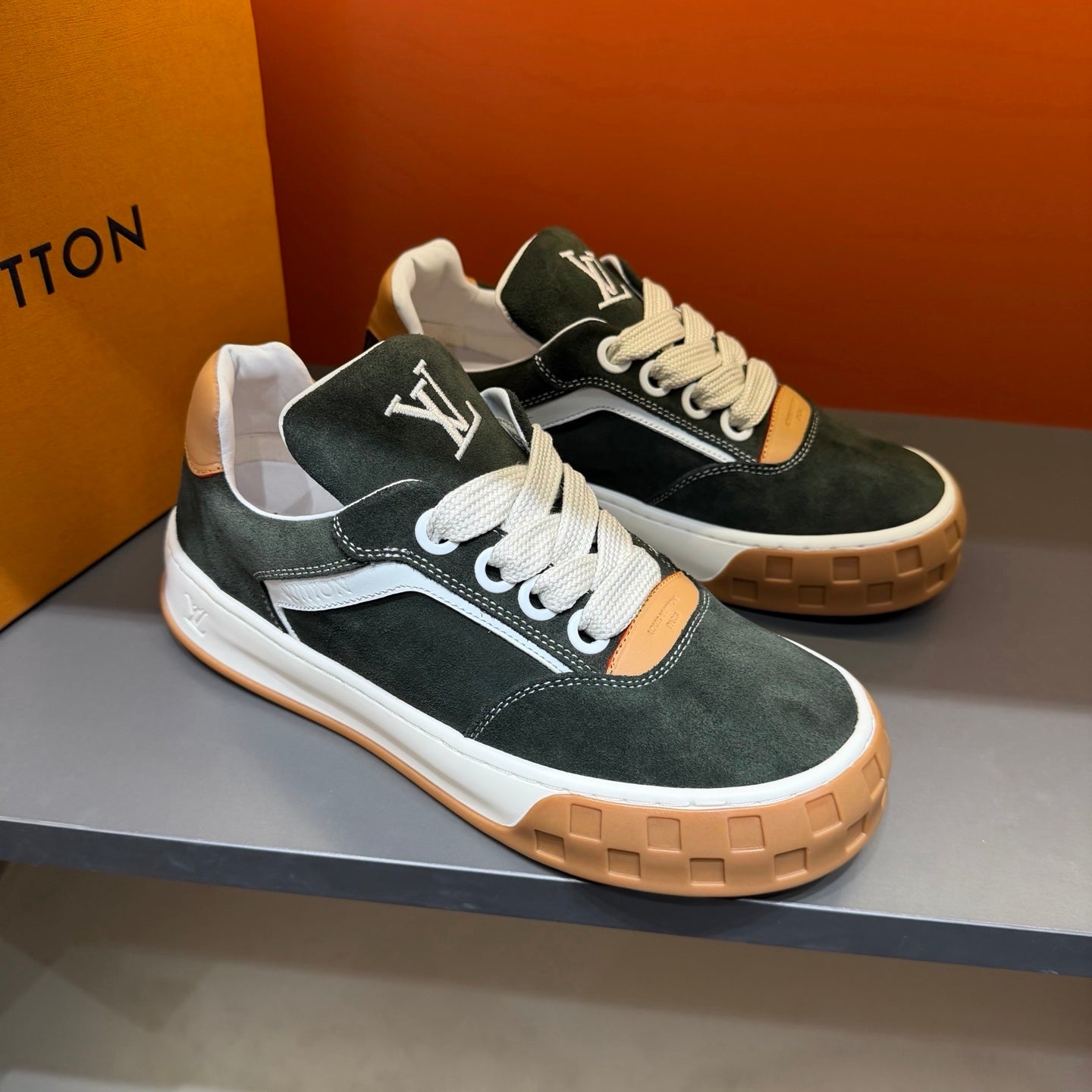 Designer Sneakers Shoes – Sneakers Shoes, Lifestyle Latest Sneakers, Men’s Casual Shoes