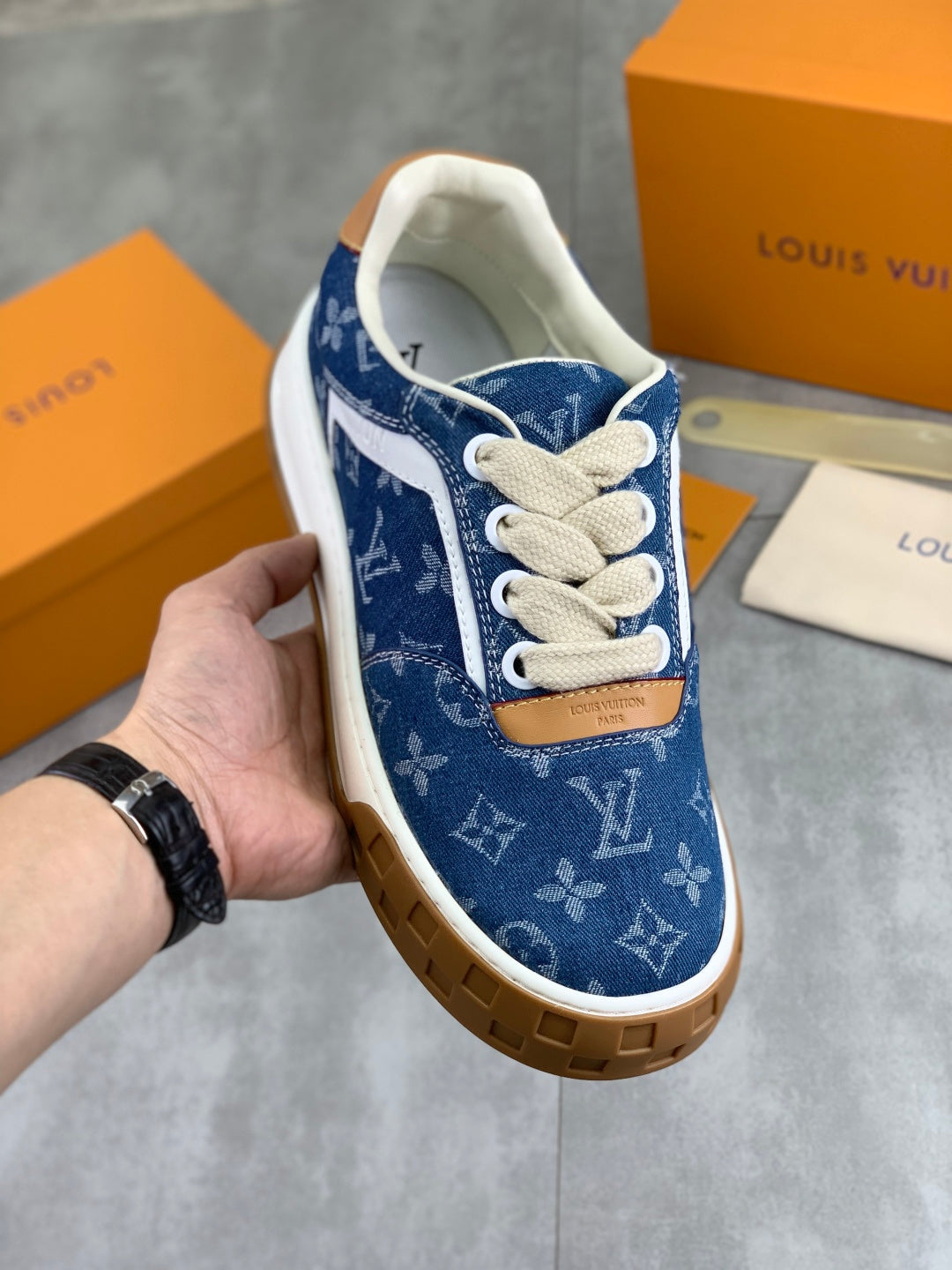 Designer Sneakers Shoes – Sneakers Shoes, Lifestyle Latest Sneakers, Men’s Casual Shoes
