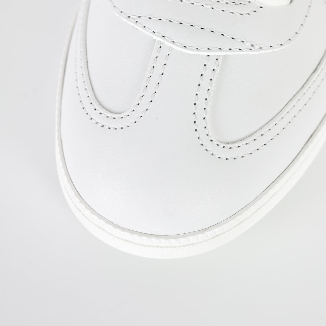 Designer Sneakers Shoes – Lifestyle Sneakers, Latest Sneakers