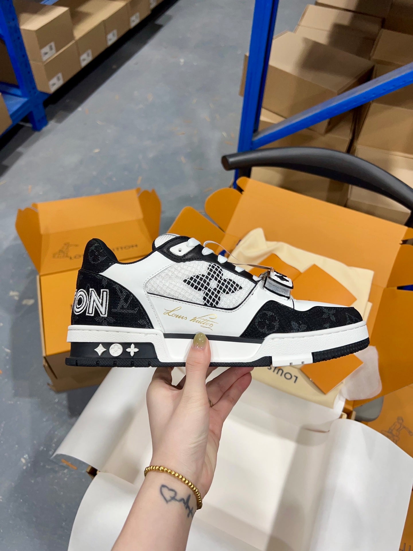 Designer Sneakers Shoes – Sneakers Shoes, Lifestyle Running Shoes, Latest Sneaker