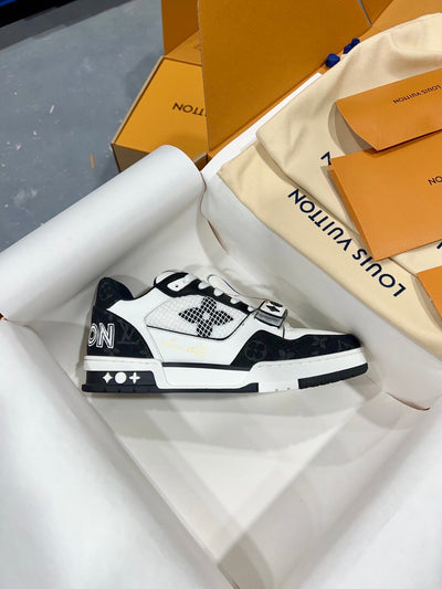 Designer Sneakers Shoes – Sneakers Shoes, Lifestyle Running Shoes, Latest Sneaker