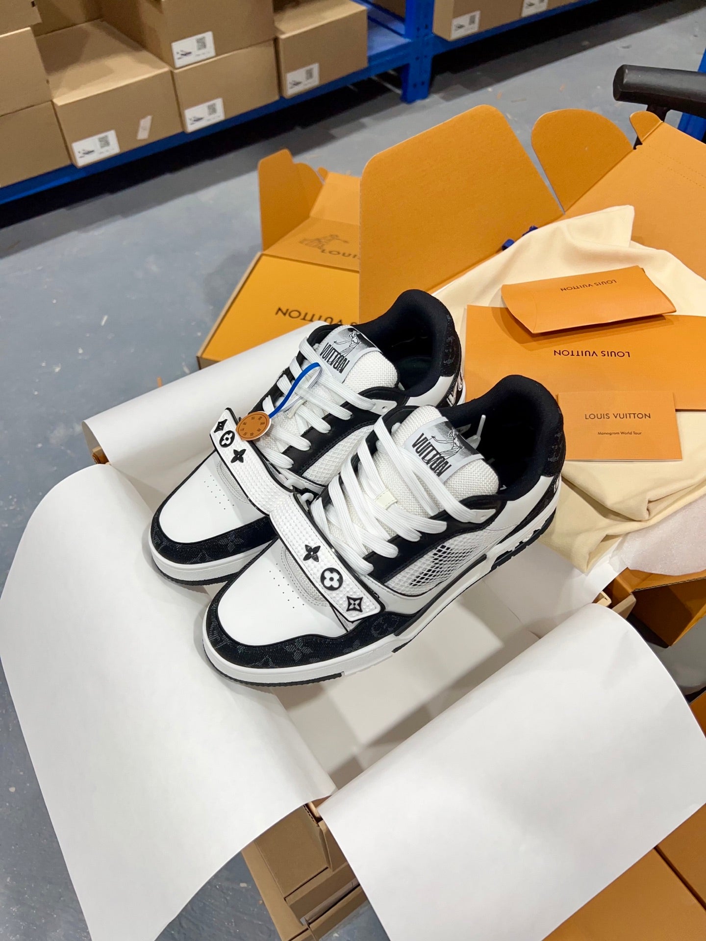 Designer Sneakers Shoes – Sneakers Shoes, Lifestyle Running Shoes, Latest Sneaker
