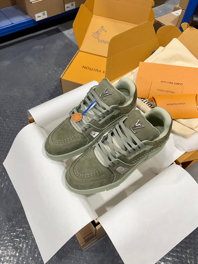 Designer Sneakers Shoes – Sneakers Shoes, Lifestyle Running Shoes, Latest Sneaker