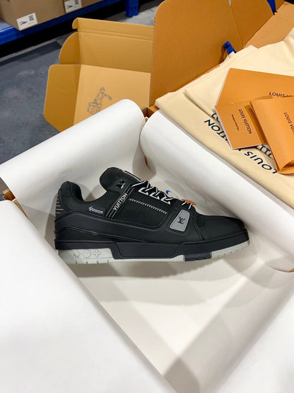 Designer Sneakers Shoes – Sneakers Shoes, Lifestyle Running Shoes, Latest Sneaker