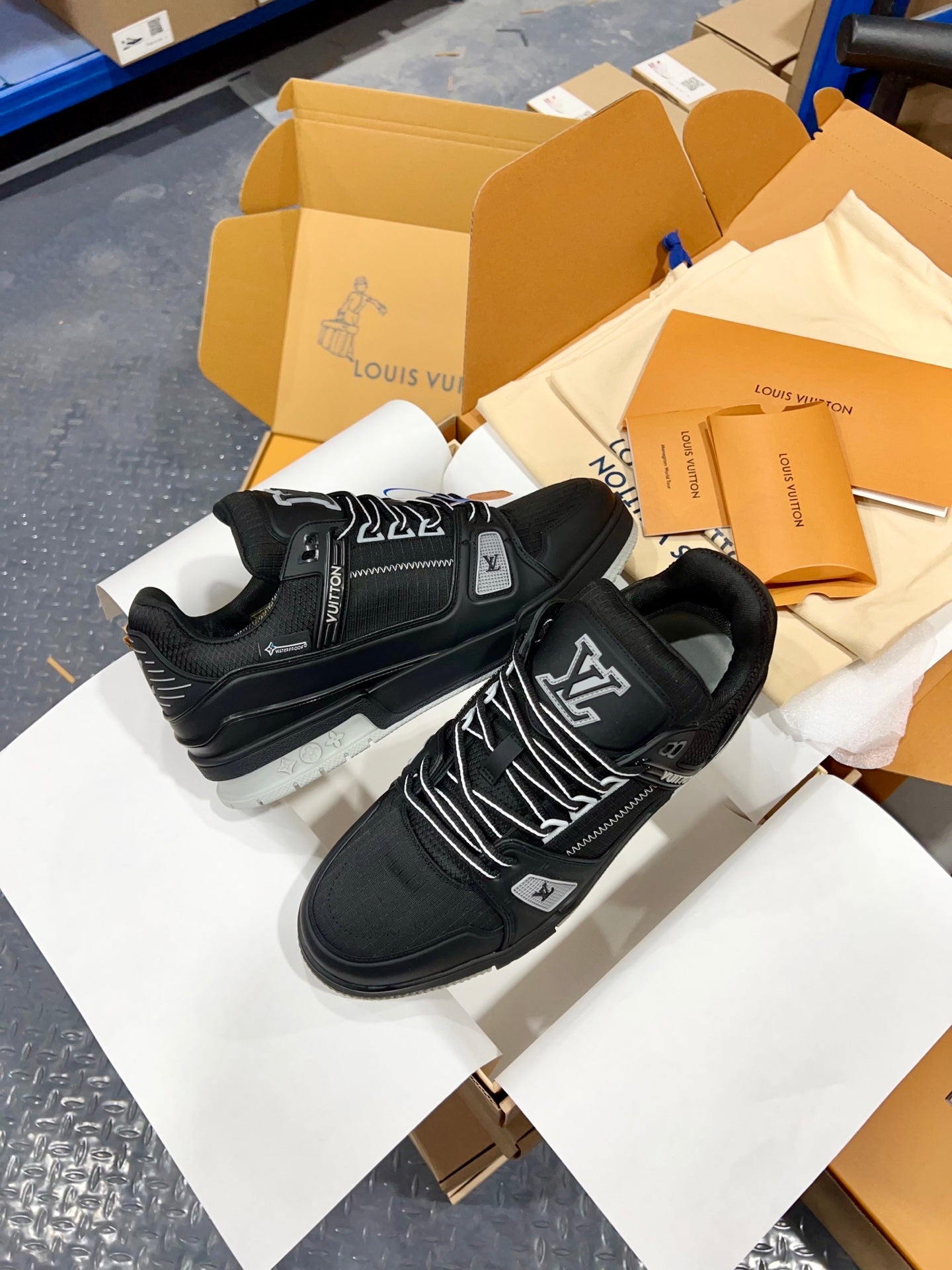 Designer Sneakers Shoes – Sneakers Shoes, Lifestyle Running Shoes, Latest Sneaker