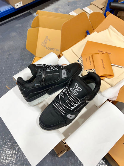 Designer Sneakers Shoes – Sneakers Shoes, Lifestyle Running Shoes, Latest Sneaker