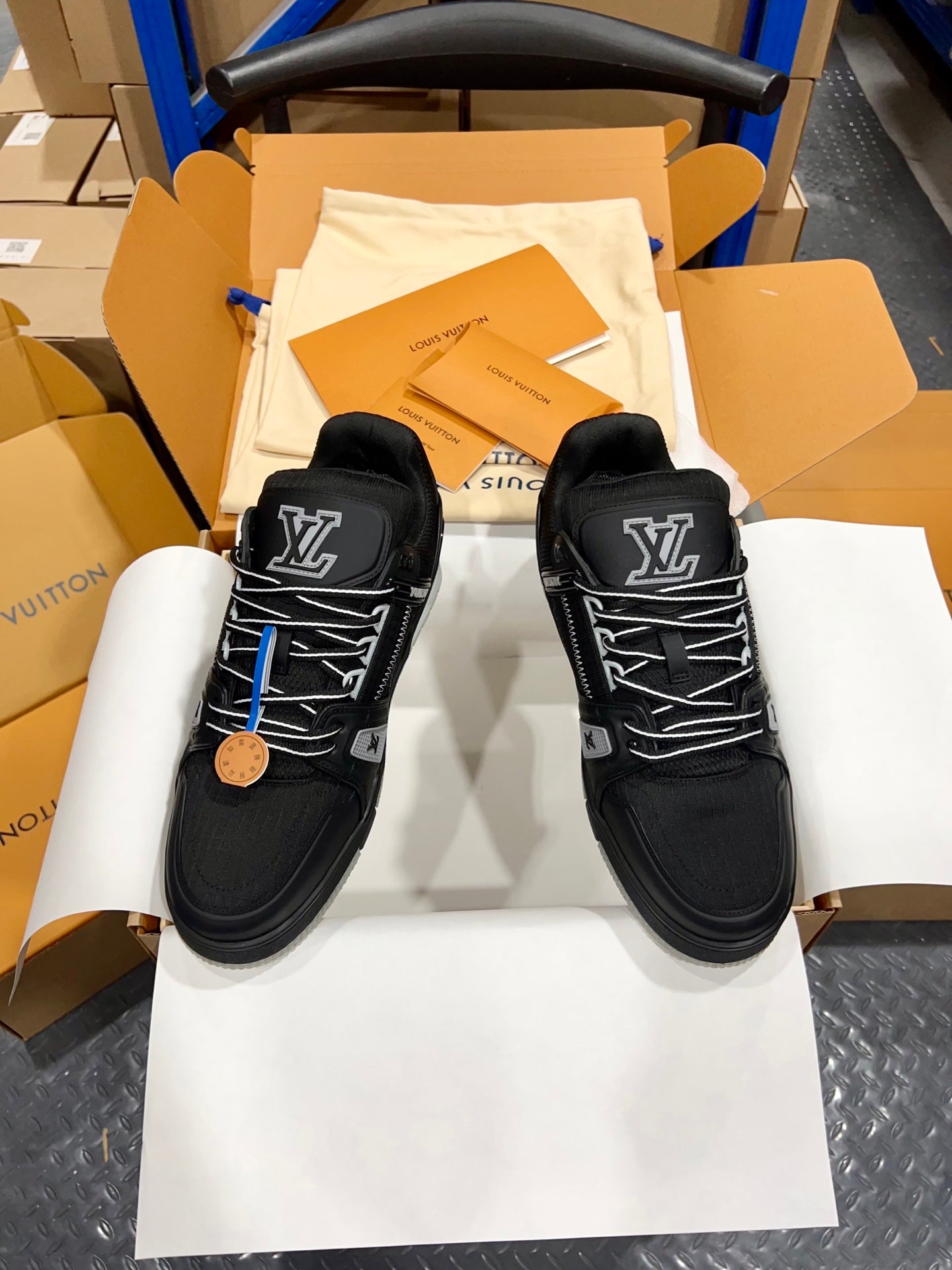 Designer Sneakers Shoes – Sneakers Shoes, Lifestyle Running Shoes, Latest Sneaker