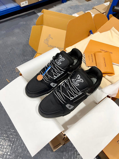 Designer Sneakers Shoes – Sneakers Shoes, Lifestyle Running Shoes, Latest Sneaker