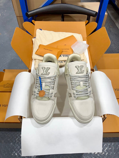 Designer Sneakers Shoes – Sneakers Shoes, Lifestyle Running Shoes, Latest Sneaker