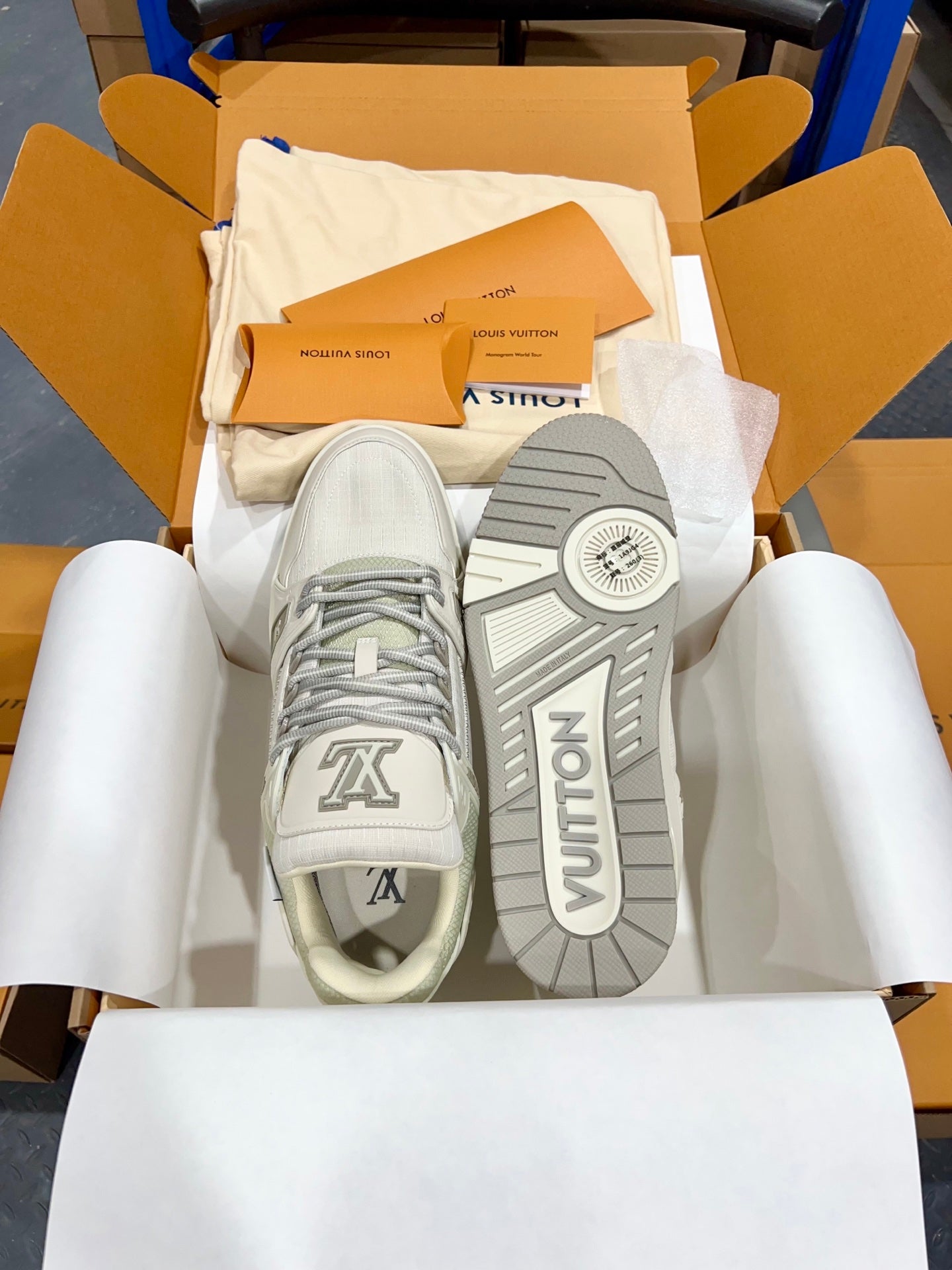 Designer Sneakers Shoes – Sneakers Shoes, Lifestyle Running Shoes, Latest Sneaker