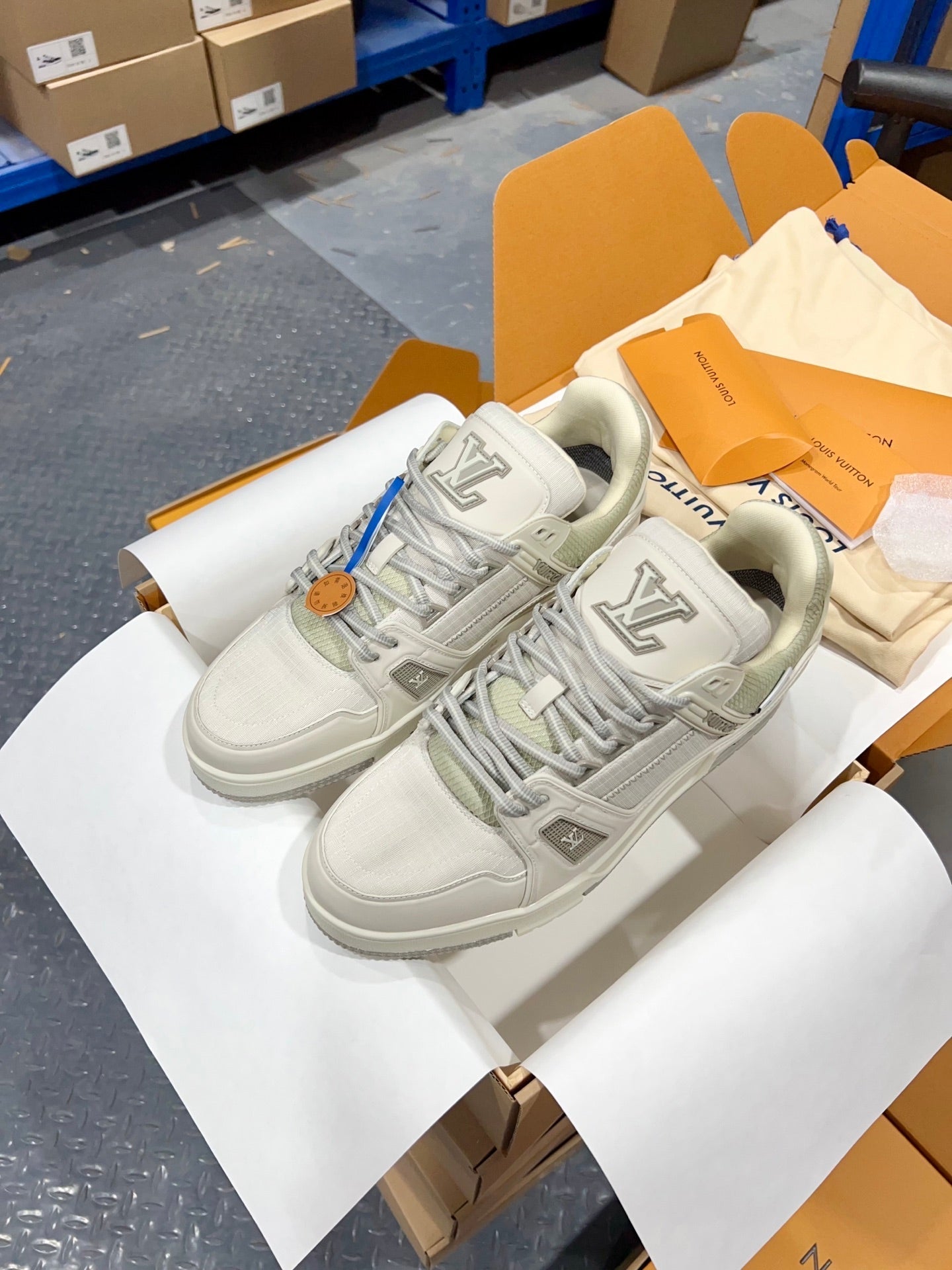 Designer Sneakers Shoes – Sneakers Shoes, Lifestyle Running Shoes, Latest Sneaker