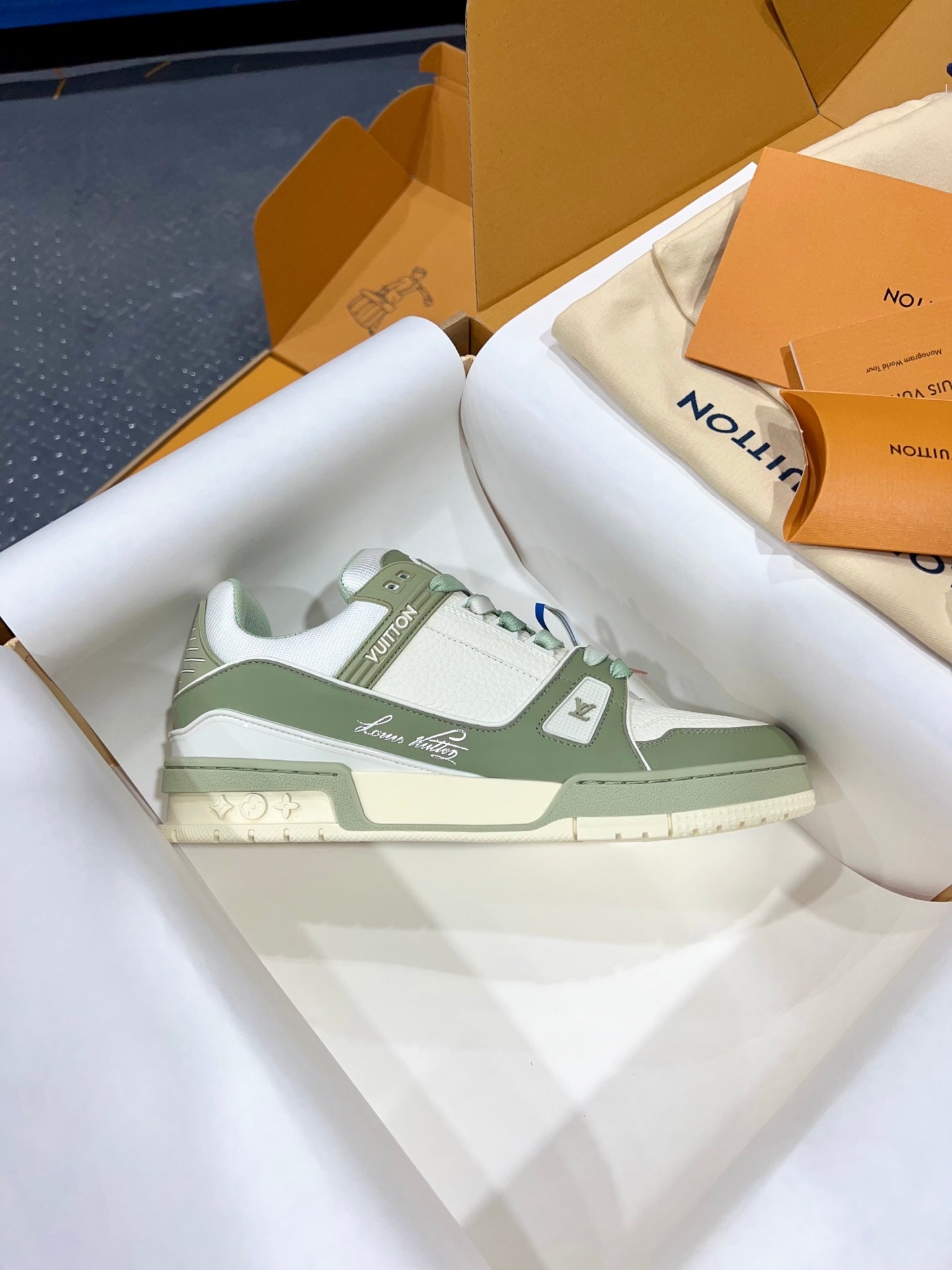 Designer Sneakers Shoes – Sneakers Shoes, Lifestyle Running Shoes, Latest Sneaker