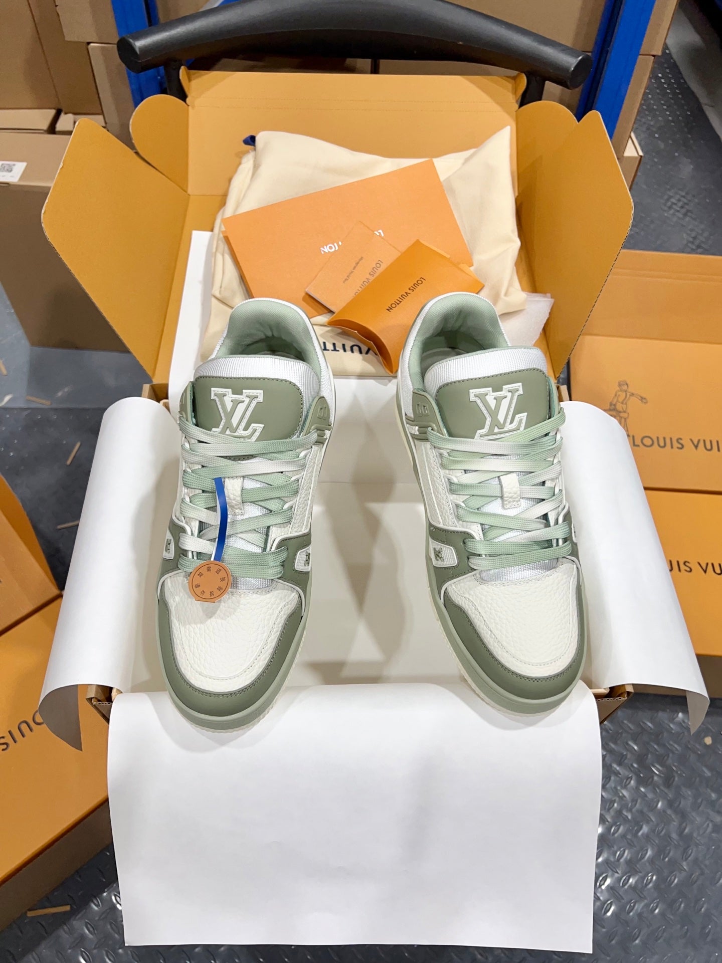 Designer Sneakers Shoes – Sneakers Shoes, Lifestyle Running Shoes, Latest Sneaker